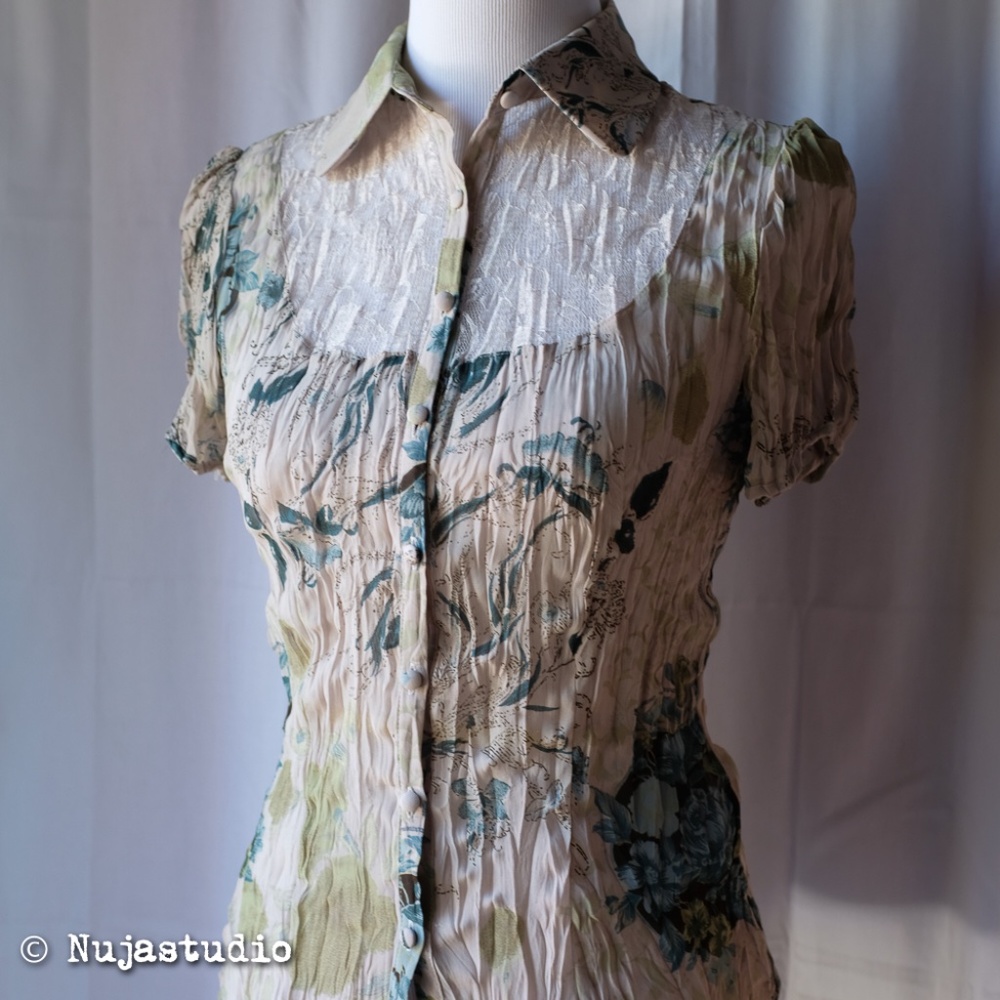 Violet and Claire Button Down Blouse